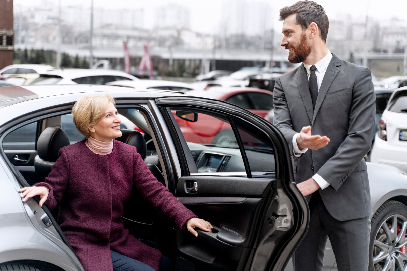 Self-Drive Rentals vs Chauffeur Services in Qatar